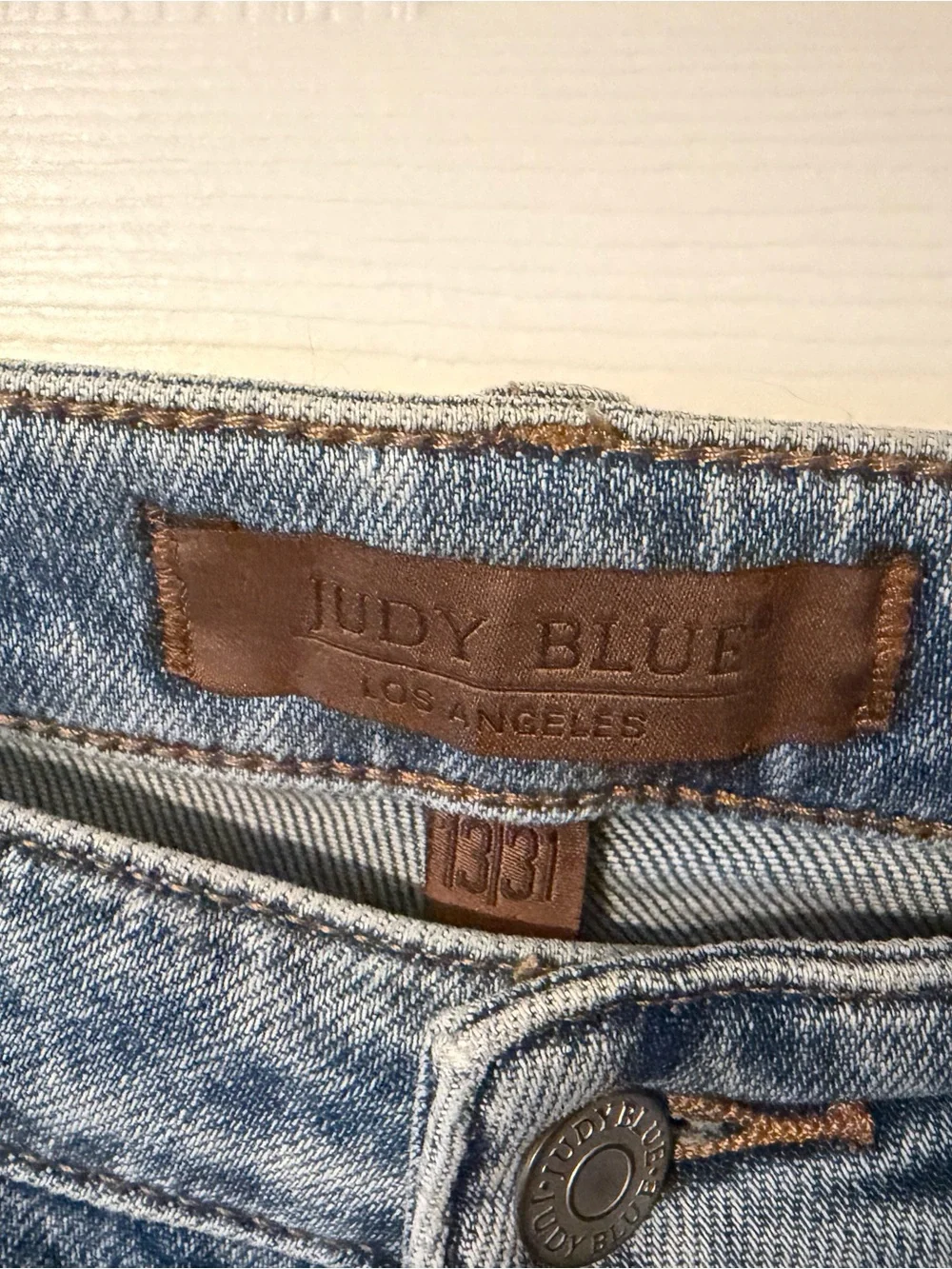 Judy Blue 90s Straight Distressed Straight Leg Women’s Jeans